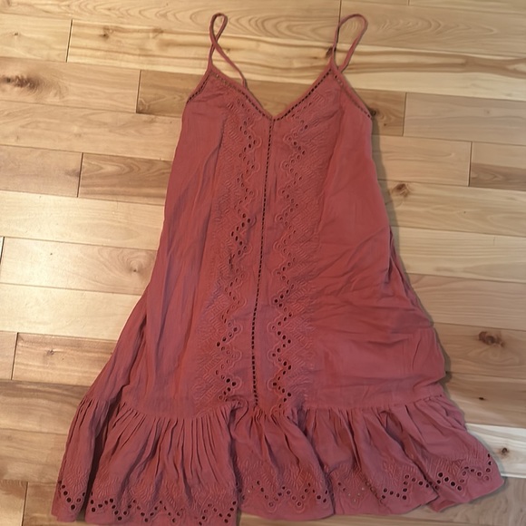 House of Harlow 1960 rust eyelet midi sundress size small NWT - Picture 3 of 7